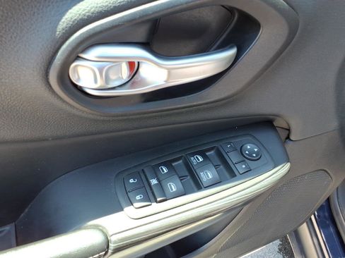 Used 2014 Jeep Cherokee Limited AWD/4WD image 15