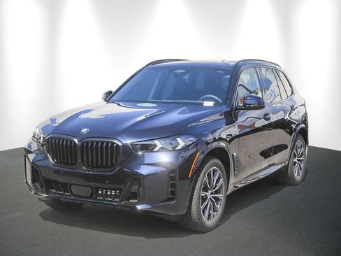 Used 2026 BMW X5 sDrive40i w/ M Sport Package image 3