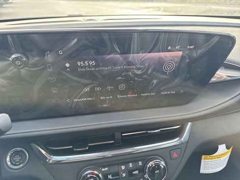 New 2025 Buick Envista Preferred w/ Convenience I Package image 13