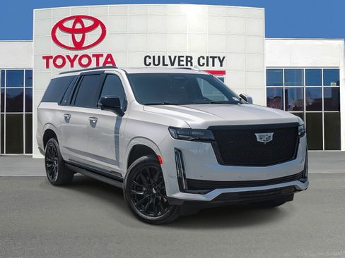 Used 2024 Cadillac Escalade ESV Sport w/ LPO, ONYX Package AWD/4WD image 1