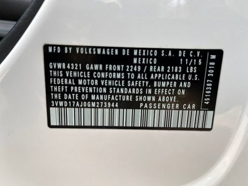 Used 2016 Volkswagen Jetta Sport image 7
