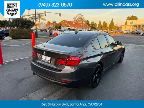 Used 2013 BMW 320i Sedan image 4