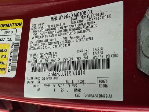 Used 2020 Ford Fusion SE image 29