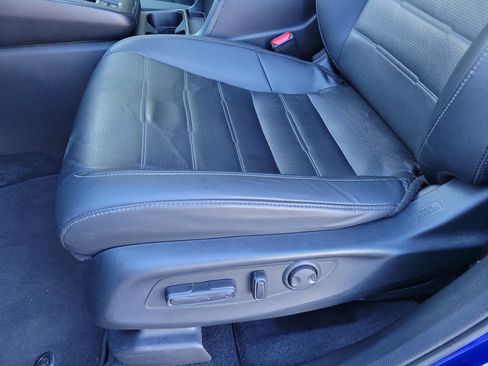 Used 2023 Honda CR-V EX-L image 10
