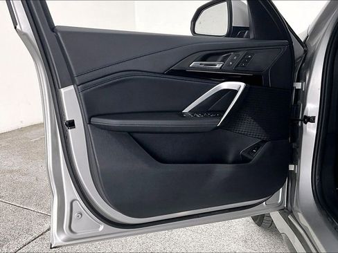 Used 2025 BMW X1 xDrive28i image 22