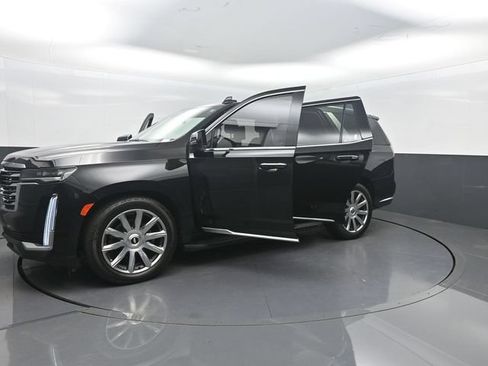 Used 2021 Cadillac Escalade Premium Luxury Platinum RWD image 36