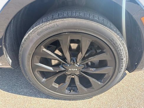 Used 2023 Kia Sorento SX AWD/4WD image 6