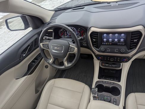 Used 2020 GMC Acadia Denali w/ Denali Ultimate Package image 27