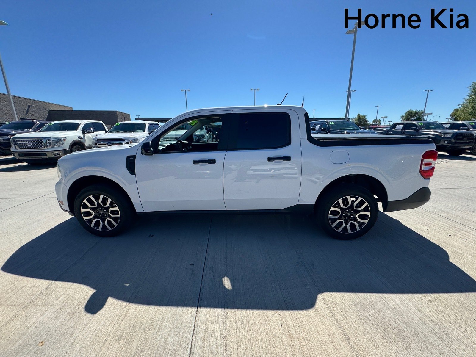 Used 2024 Ford Maverick Lariat w/ 4K Tow Package AWD/4WD image 17