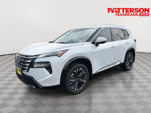 New 2026 Nissan Rogue Platinum AWD/4WD image 1