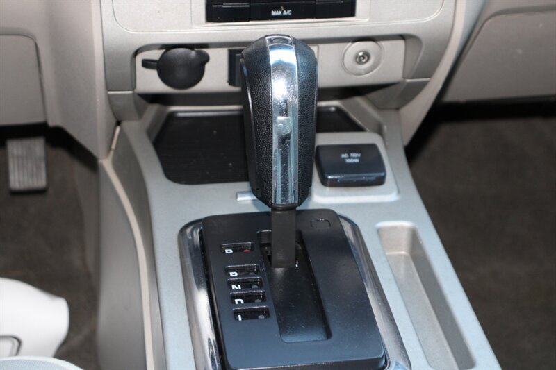 Used 2011 Ford Escape 2WD Hybrid image 8
