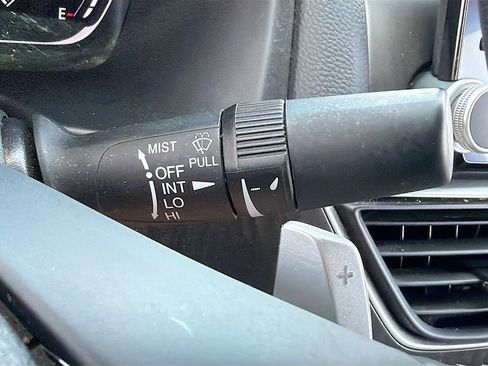 Used 2019 Honda Accord EX-L image 20