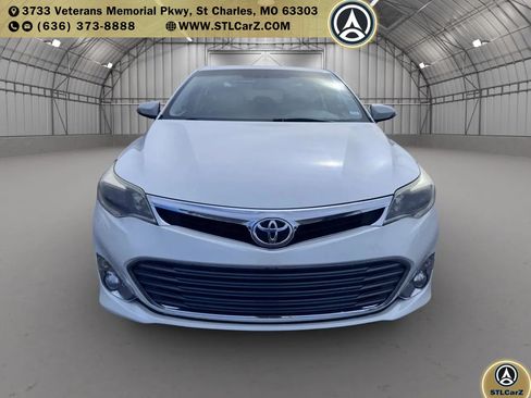 Used 2013 Toyota Avalon Limited FWD image 8