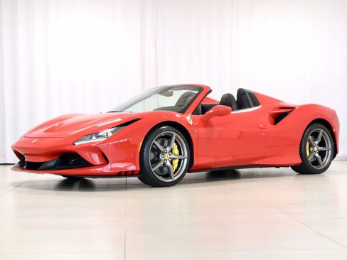 Certified 2022 Ferrari F8 Tributo RWD image 1