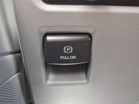 Used 2022 Ford F150 XL w/ Equipment Group 101A High AWD/4WD image 26