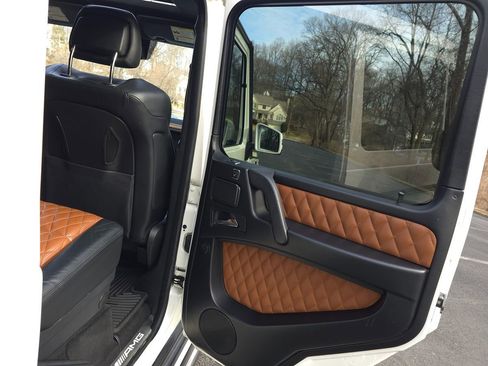 Used 2017 Mercedes-Benz G 63 AMG 4MATIC SUV image 23