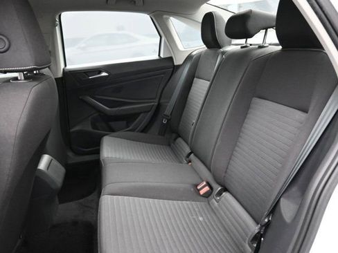 Used 2024 Volkswagen Jetta S image 15