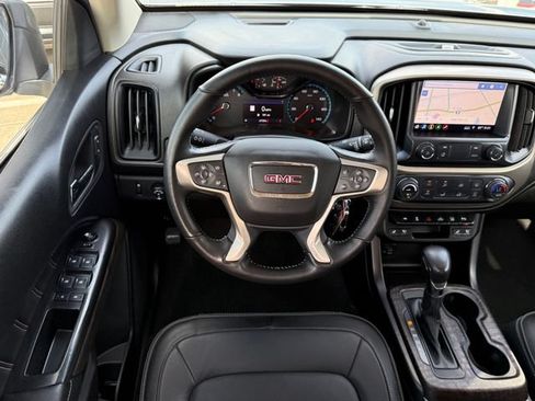 Used 2022 GMC Canyon Denali RWD image 25