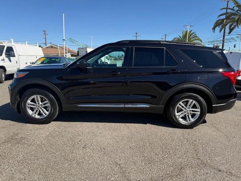 Used 2022 Ford Explorer XLT image 10