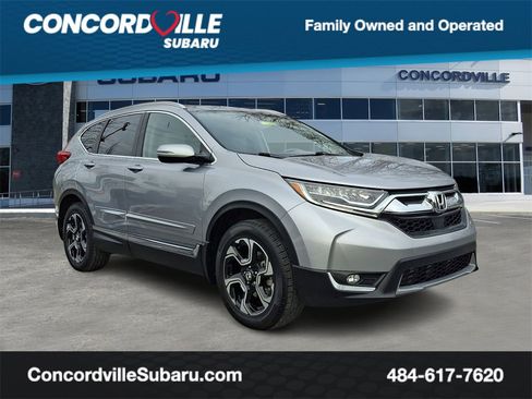 Used 2018 Honda CR-V Touring image 1