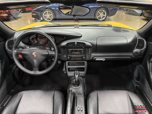Used 2003 Porsche Boxster RWD image 11