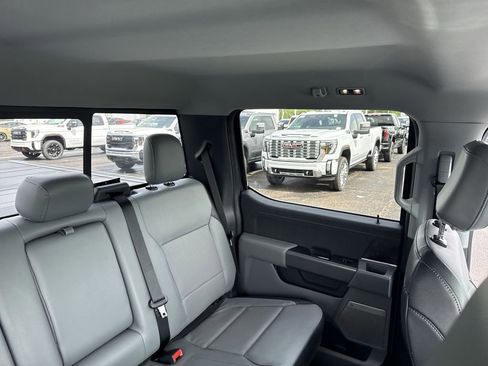 Used 2022 Ford F150 Lariat w/ Equipment Group 502A High AWD/4WD image 14