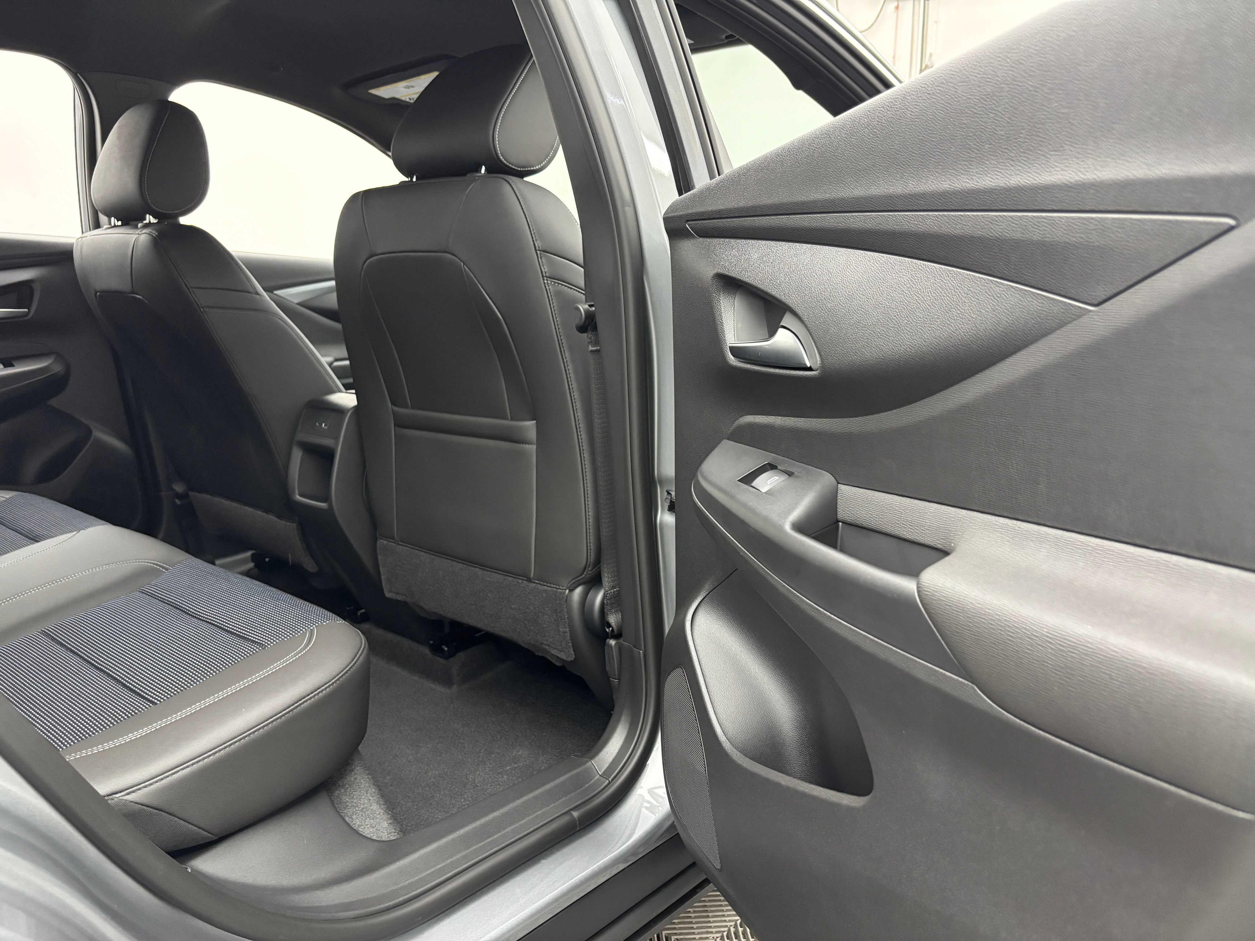 New 2026 Buick Envista Sport Touring w/ Convenience I Package FWD image 33