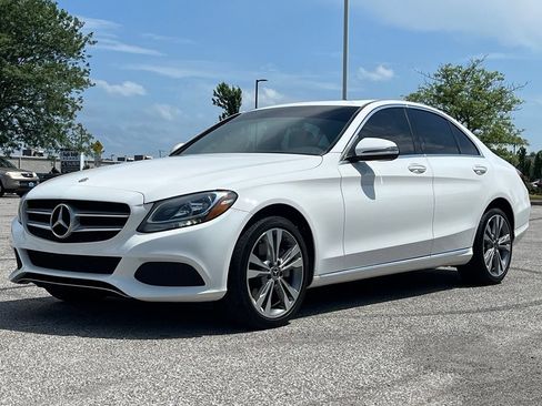 Used 2018 Mercedes-Benz C 300 4MATIC Sedan image 3
