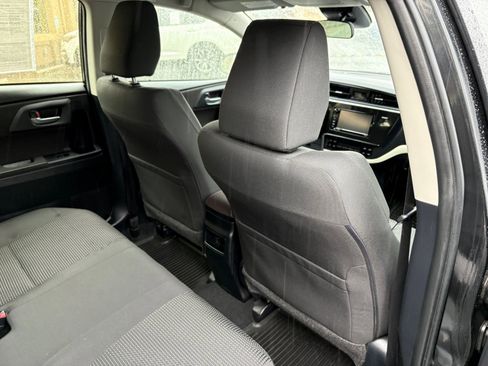 Used 2018 Toyota Corolla iM image 22