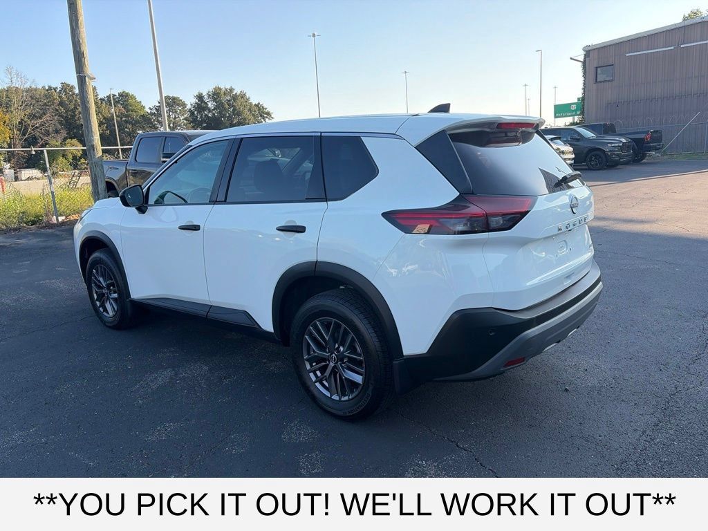 Used 2022 Nissan Rogue S AWD/4WD image 4