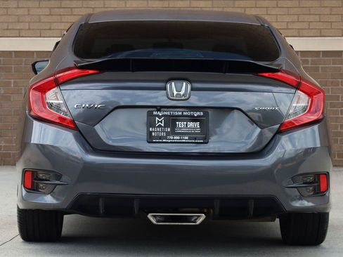 Used 2019 Honda Civic Sport image 8