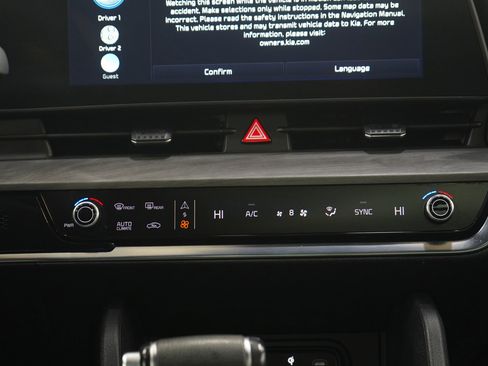 Used 2024 Kia Sportage X-Line w/ X-Line Premium Package image 15