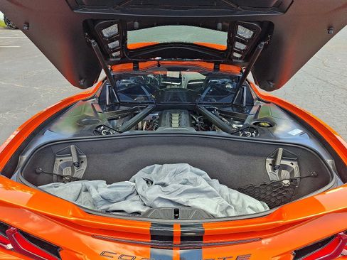 Used 2020 Chevrolet Corvette Stingray Preferred Cpe w/ 2LT Preferred Equipment Group RWD image 27