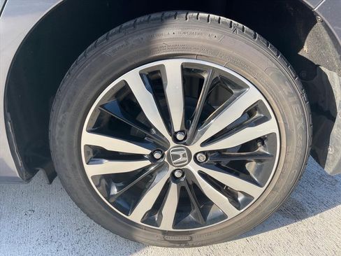 Used 2020 Honda Fit EX image 11