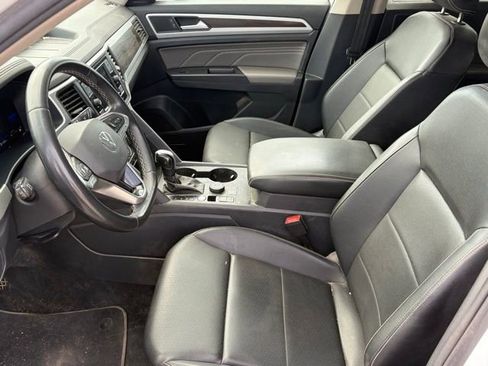 Used 2023 Volkswagen Atlas SE image 18