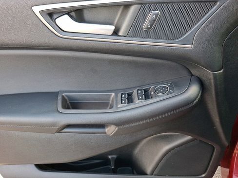 Certified 2022 Ford Edge SEL w/ Convenience Package image 12