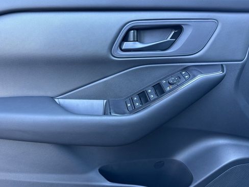 Certified 2026 Nissan Rogue S image 12