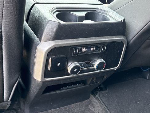 Used 2020 Ford Expedition XLT RWD image 8