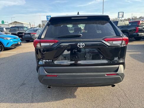 Used 2024 Toyota RAV4 LE image 6
