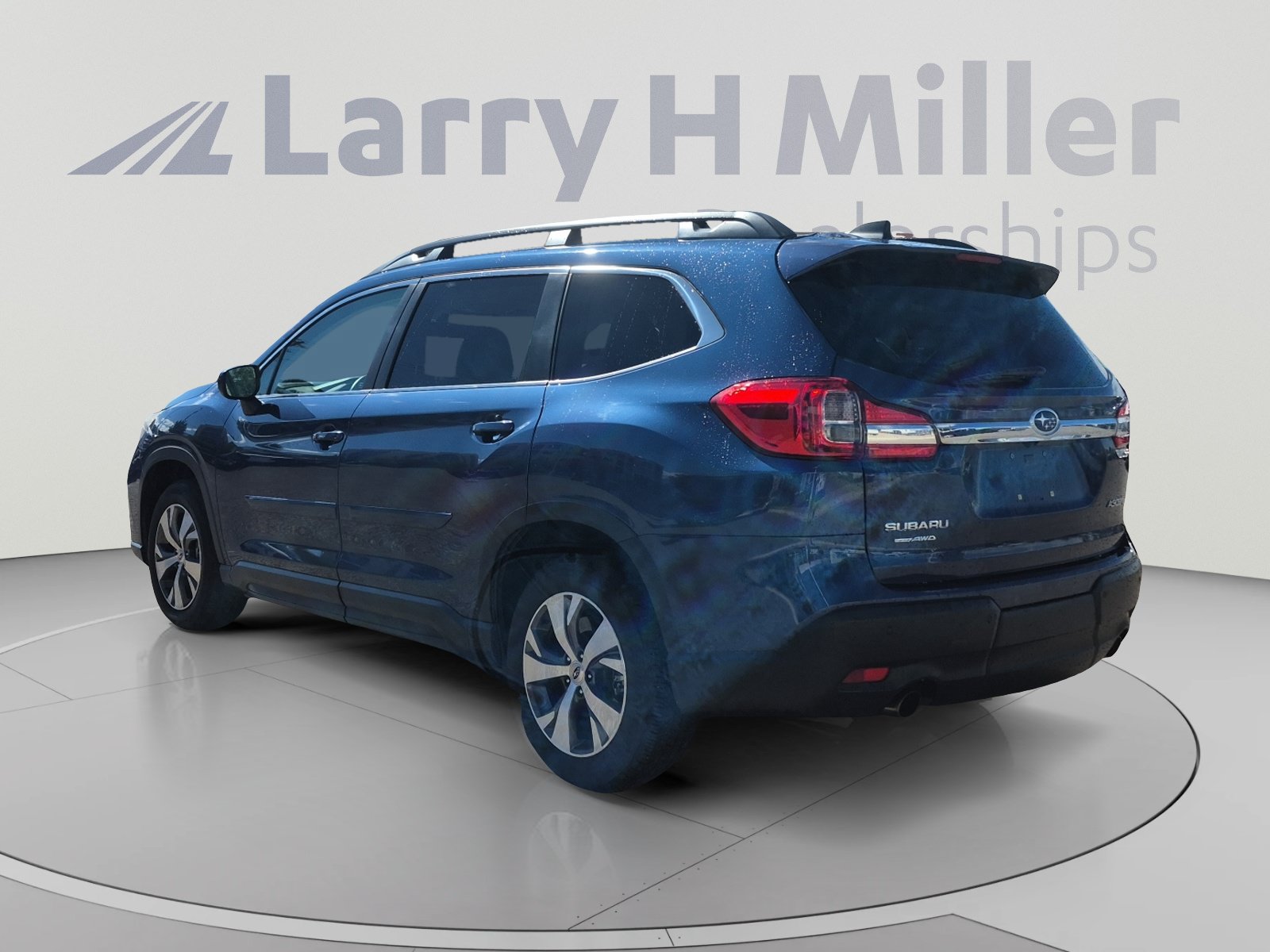 Used 2019 Subaru Ascent Premium AWD/4WD image 3