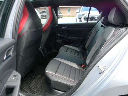 Used 2025 Volkswagen GTI SE FWD image 18