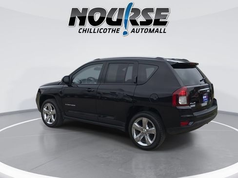 Used 2017 Jeep Compass Latitude AWD/4WD image 6