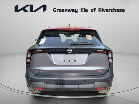 Used 2025 Nissan Kicks SR FWD image 5