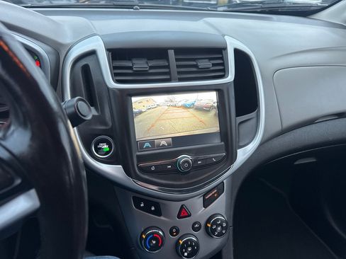 Used 2017 Chevrolet Sonic LT w/ Convenience Package image 14