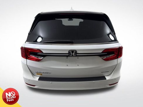 Used 2024 Honda Odyssey Touring image 4