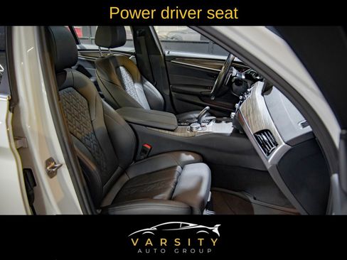 Used 2022 BMW 530i xDrive 530i xDrive w/ Convenience Package image 17