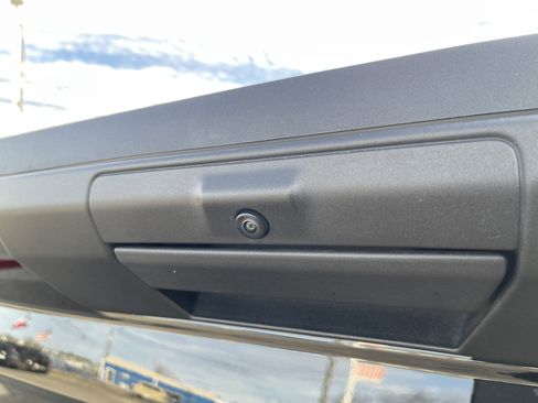 Used 2025 Ford F150 XL w/ Equipment Group 103A High image 5