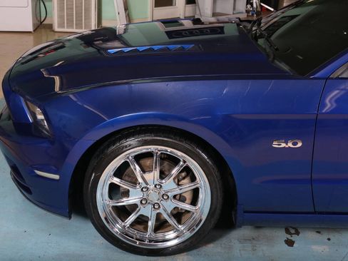 Used 2014 Ford Mustang GT Premium w/ Accessory Package 5 image 28