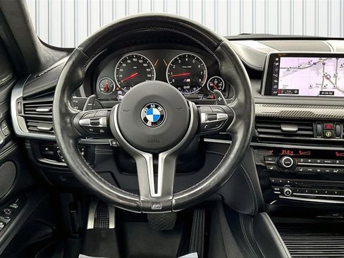Used 2018 BMW X6 M image 8