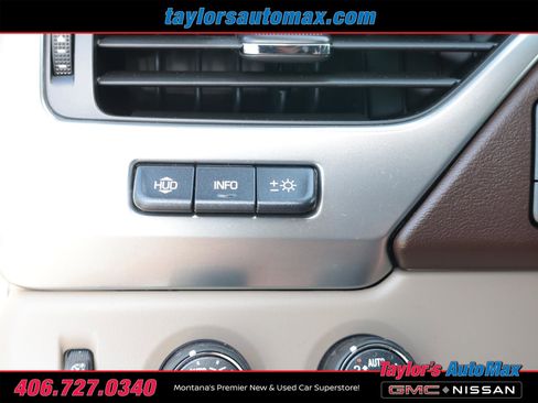Used 2017 Chevrolet Suburban Premier AWD/4WD image 28